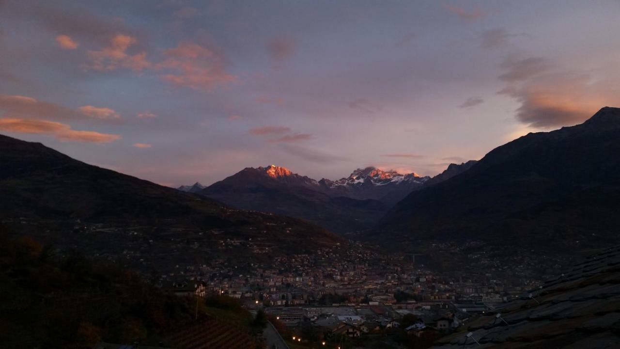 Maison Grivon Appartamento Becca Di Nona Aosta Dış mekan fotoğraf